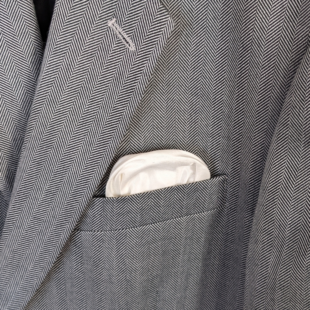 Pure Silk Puffs EUC Vintage men's suit pocket square brown white